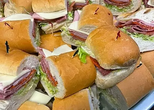 5% Cash Back at Burnside Roma Pizza