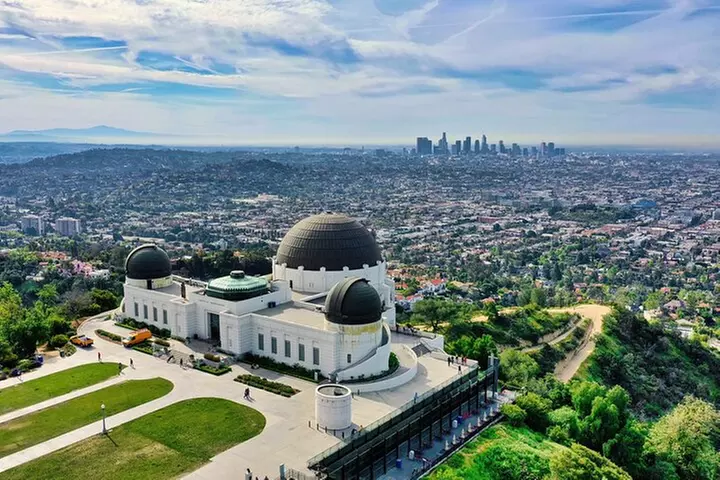 Hollywood Sign Hiking Tour to Griffith Observatory