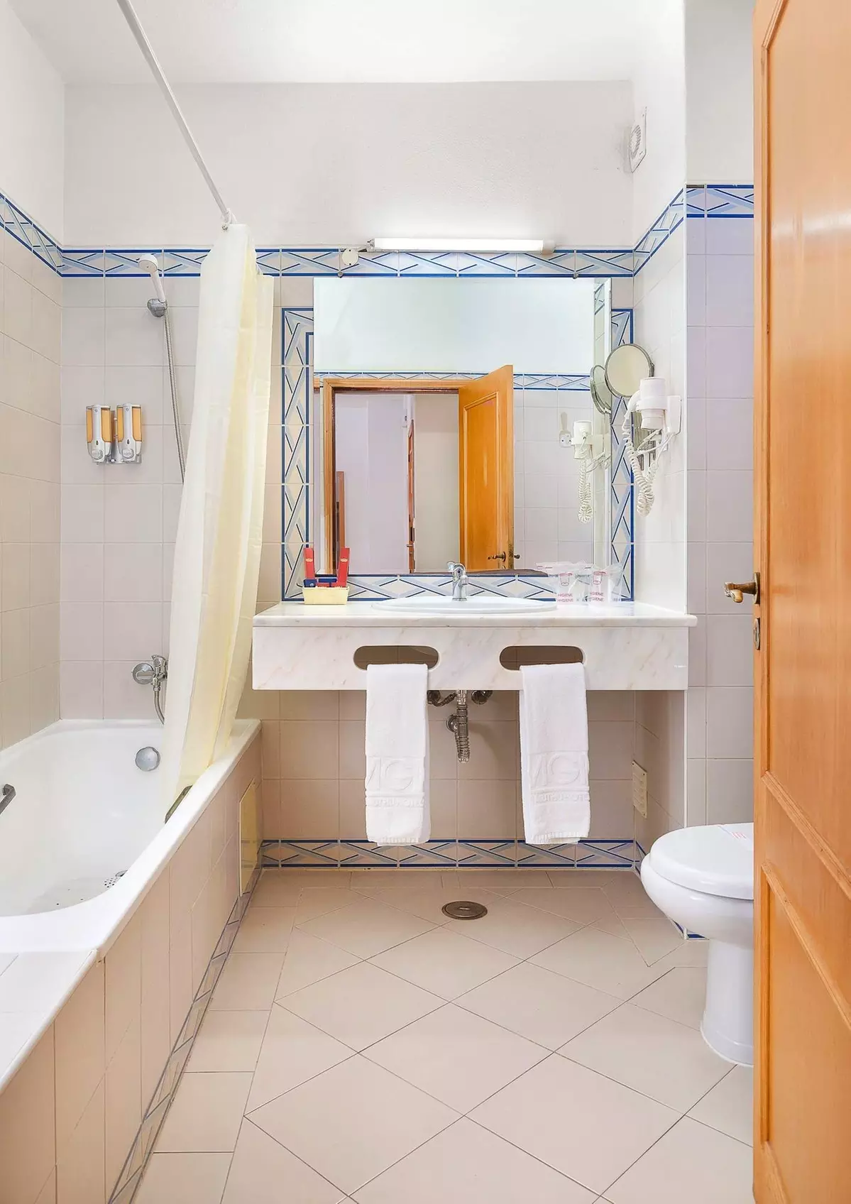 ✈ ALGARVE | Albufeira - Muthu Forte da Oura Apartment Hotel 5*, 2 n...