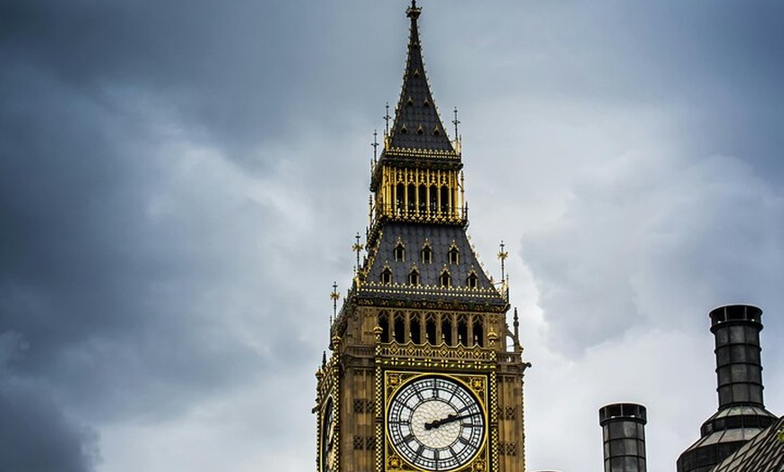 Image 13: London Top 30 Sights Tour including Changing Of The Guard