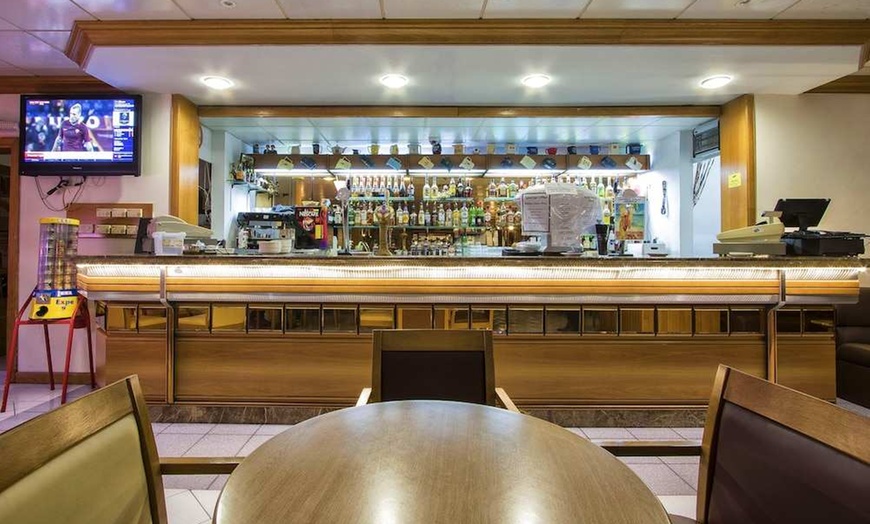 Image 10: ✈ MALTA | Qawra - Canifor Hotel 4* - Odkryty basen
