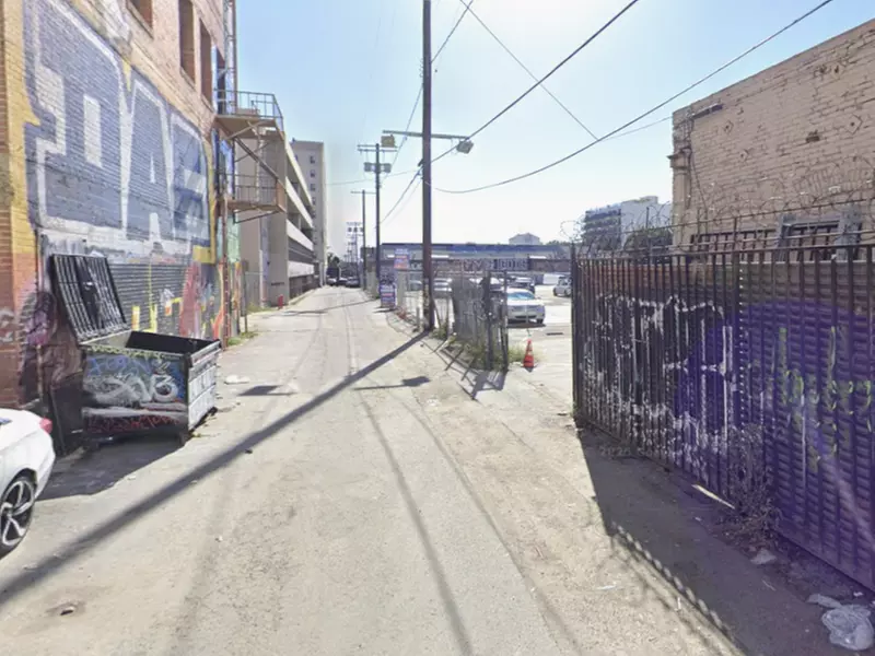 Parking at 1332 Flower St. Lot