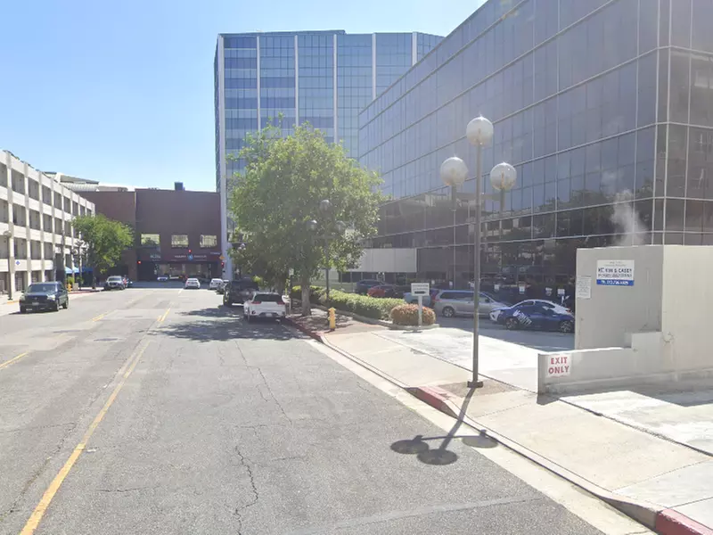 Parking at 225 West Broadway Lot