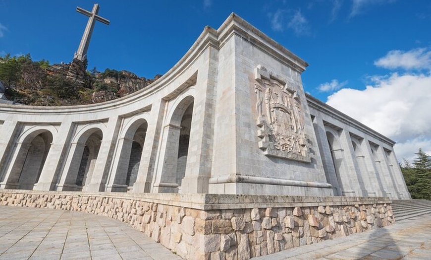 Image 2: Excursión al Valle de los Caídos y Monasterio de Madrid