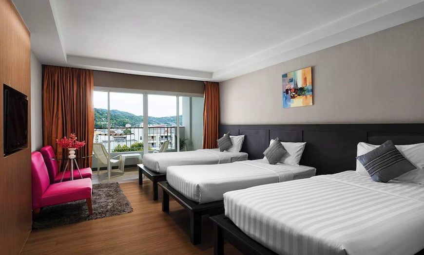 Image 111: ✈ POŁUDNIOWA TAJLANDIA | Phuket - Casa Del M 4* - Odkryty basen