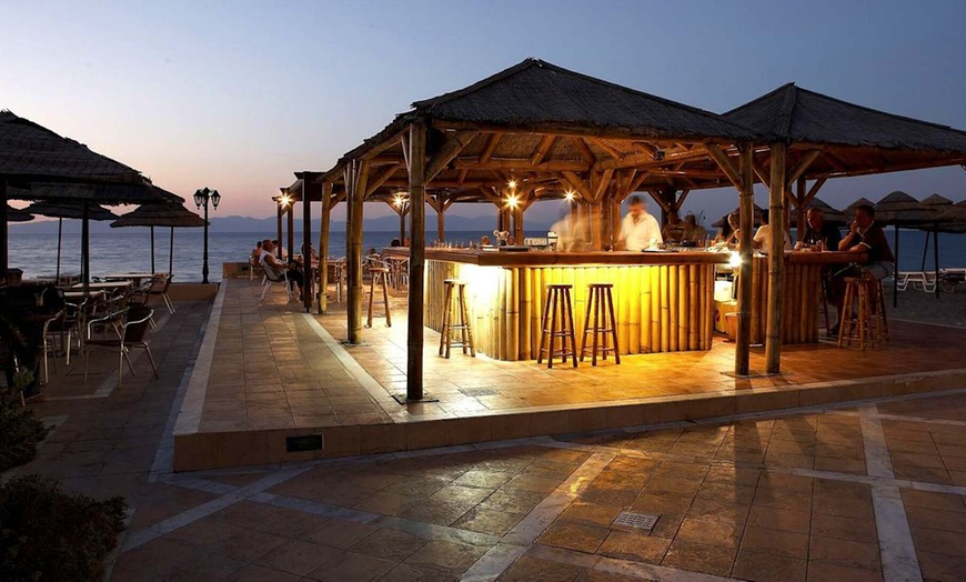 Image 7: ✈ RHODES | Ixia - Avra Beach Resort Hotel & Bungalows 4*, 3 nuit