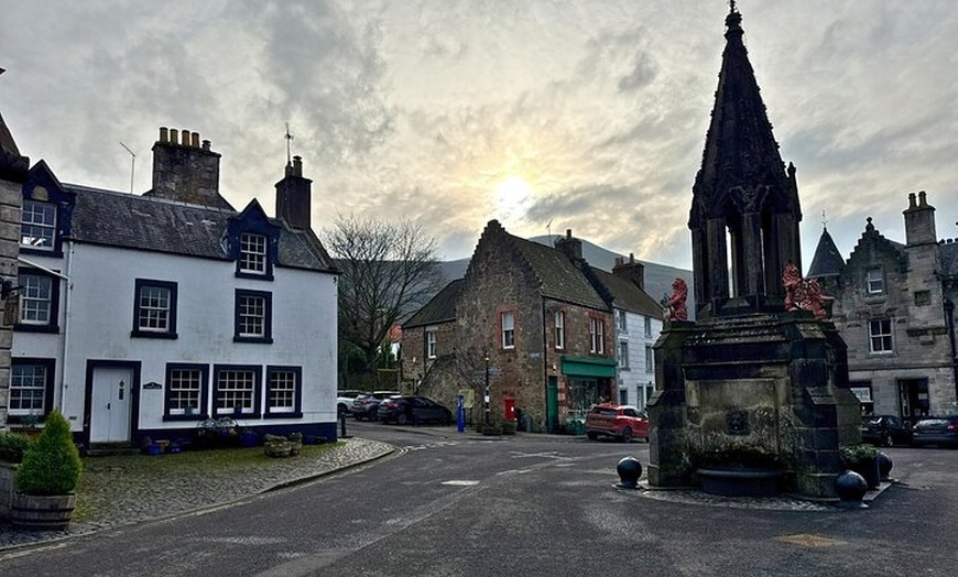 Image 2: Private Outlander Tour from Edinburgh