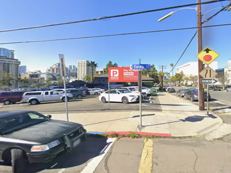 Parking at 1776 3rd Ave. Lot - P1095