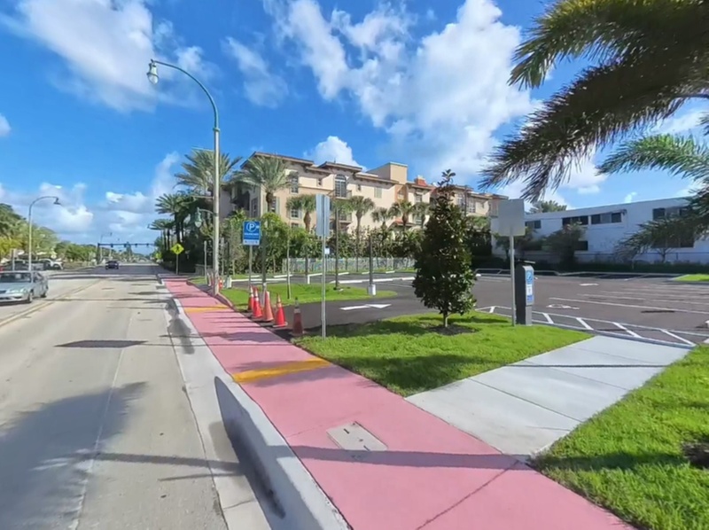 Parking at El Mar Lot