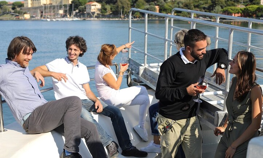 Image 7: Tour in Barca alle Cinque Terre con sosta a Portovenere, Monterosso...