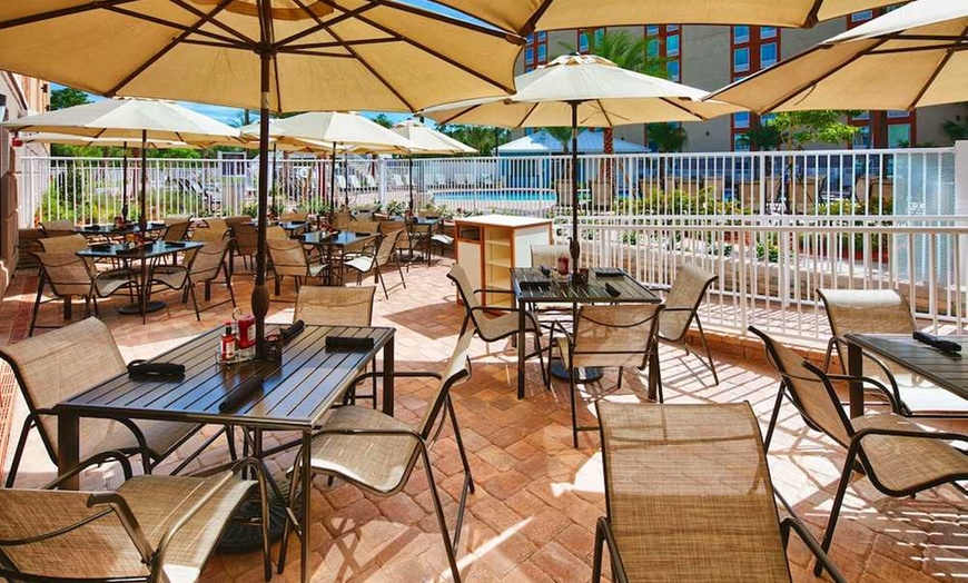 Image 8: ✈ FLORIDA | Buena Vista meer - Red Lion Orlando Lake Buena Vista So...