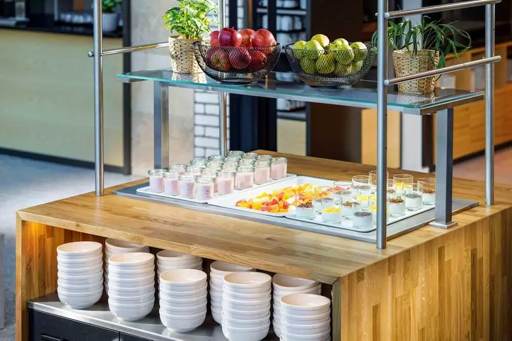 ✈ REPUBLIKA CZESKA | Praga - Comfort Hotel Prague City East 3*, 2 n...