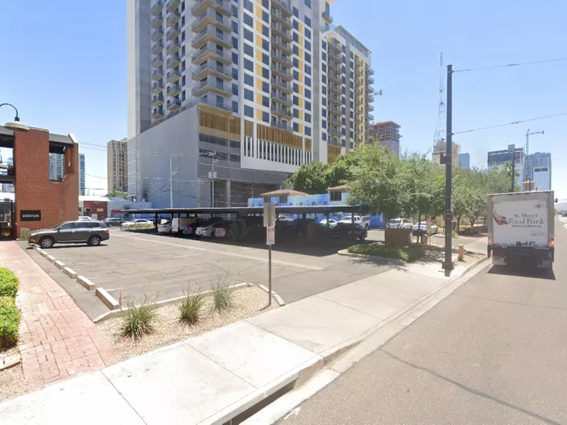Parking at 829 N. 1st Ave. Lot - P4838