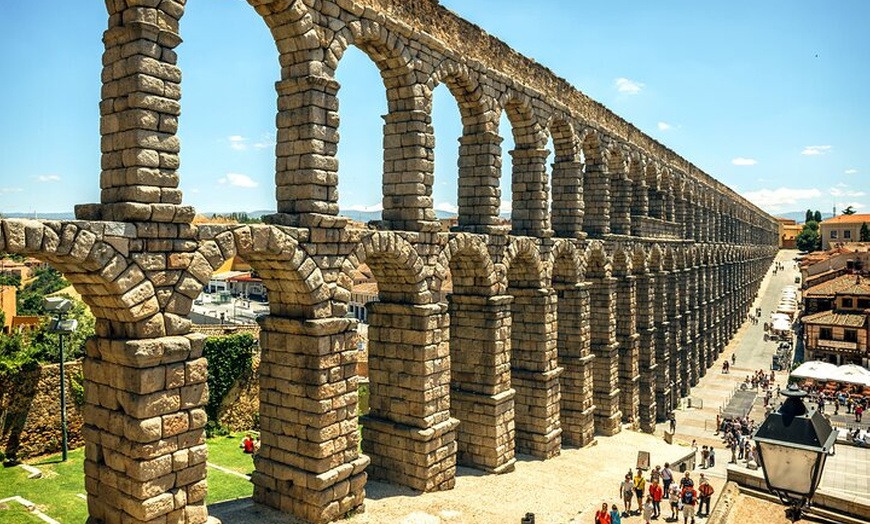 Image 2: Visita guiada privada de 3 horas a lo más destacado de la ciudad de...