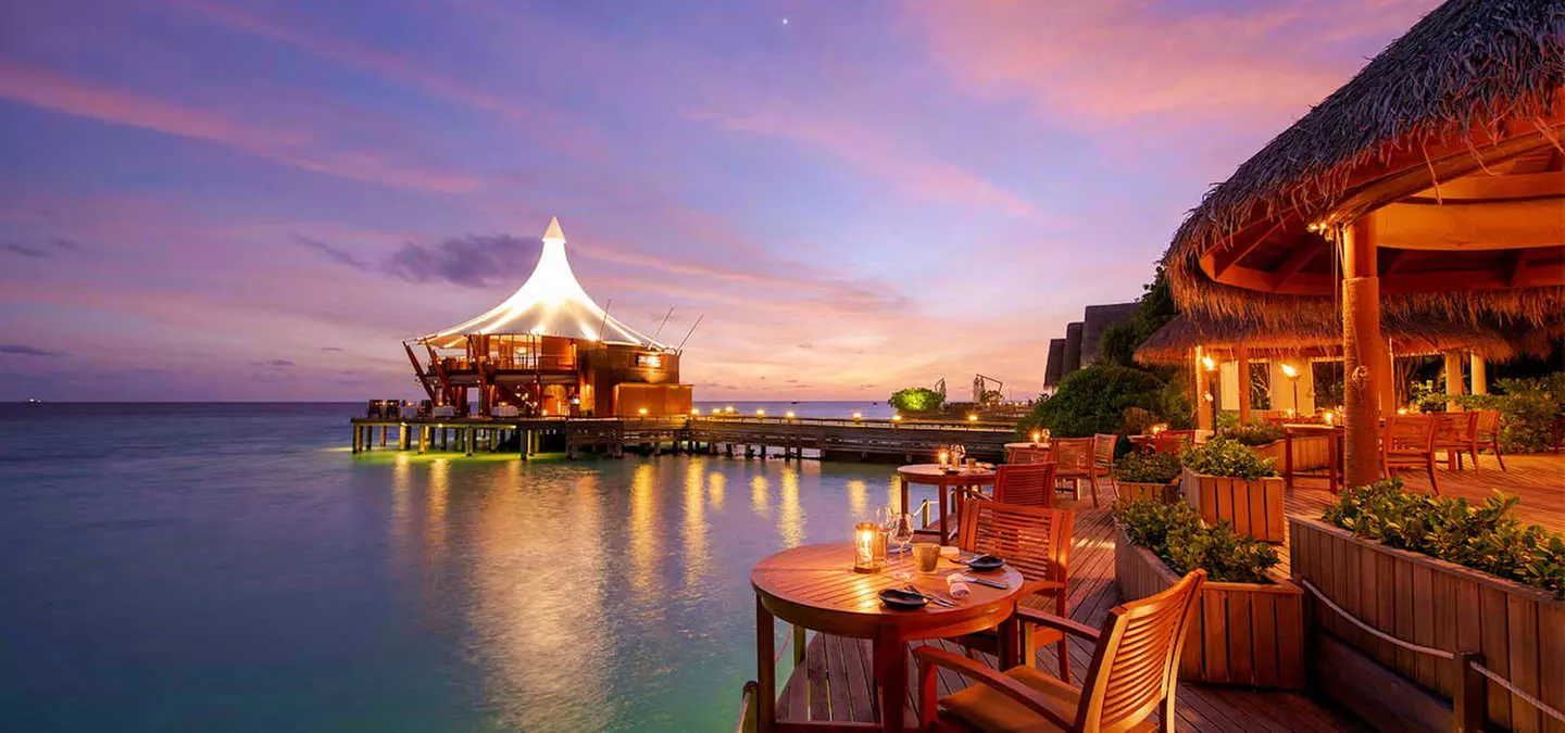 ✈ MALEDIVEN | Nord-Malé-Atoll - Baros Maldives 5*, 5 Nächte - Premium