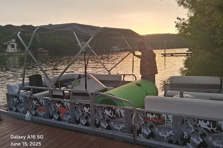 Lake Austin Party Cove Experience