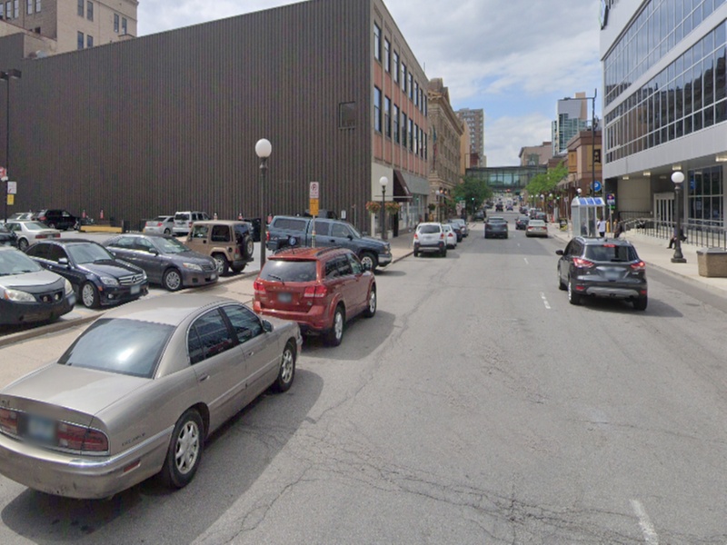Parking at 6th & Wabasha Lot