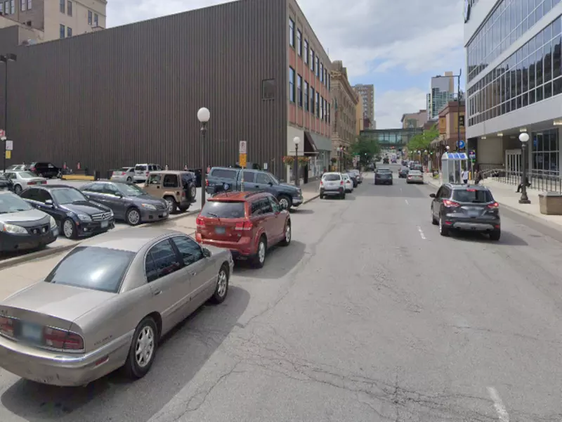 Parking at 6th & Wabasha Lot - Primary Image