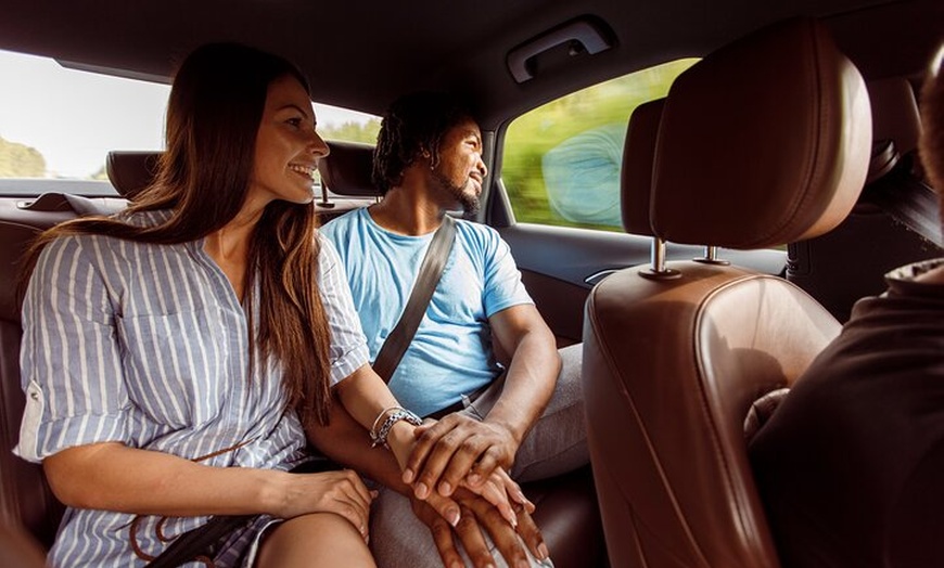 Image 10: Transfer To or From London Heathrow Airport to Bath