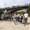 Image 9: Recorrido en bicicleta por Sevilla con alquiler de bicicleta de día...