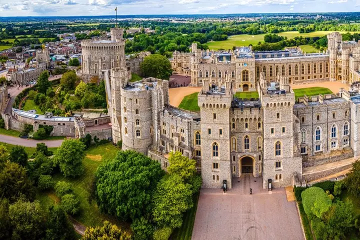 Private Trip to Bath and Windsor Castle from London - Primary Image