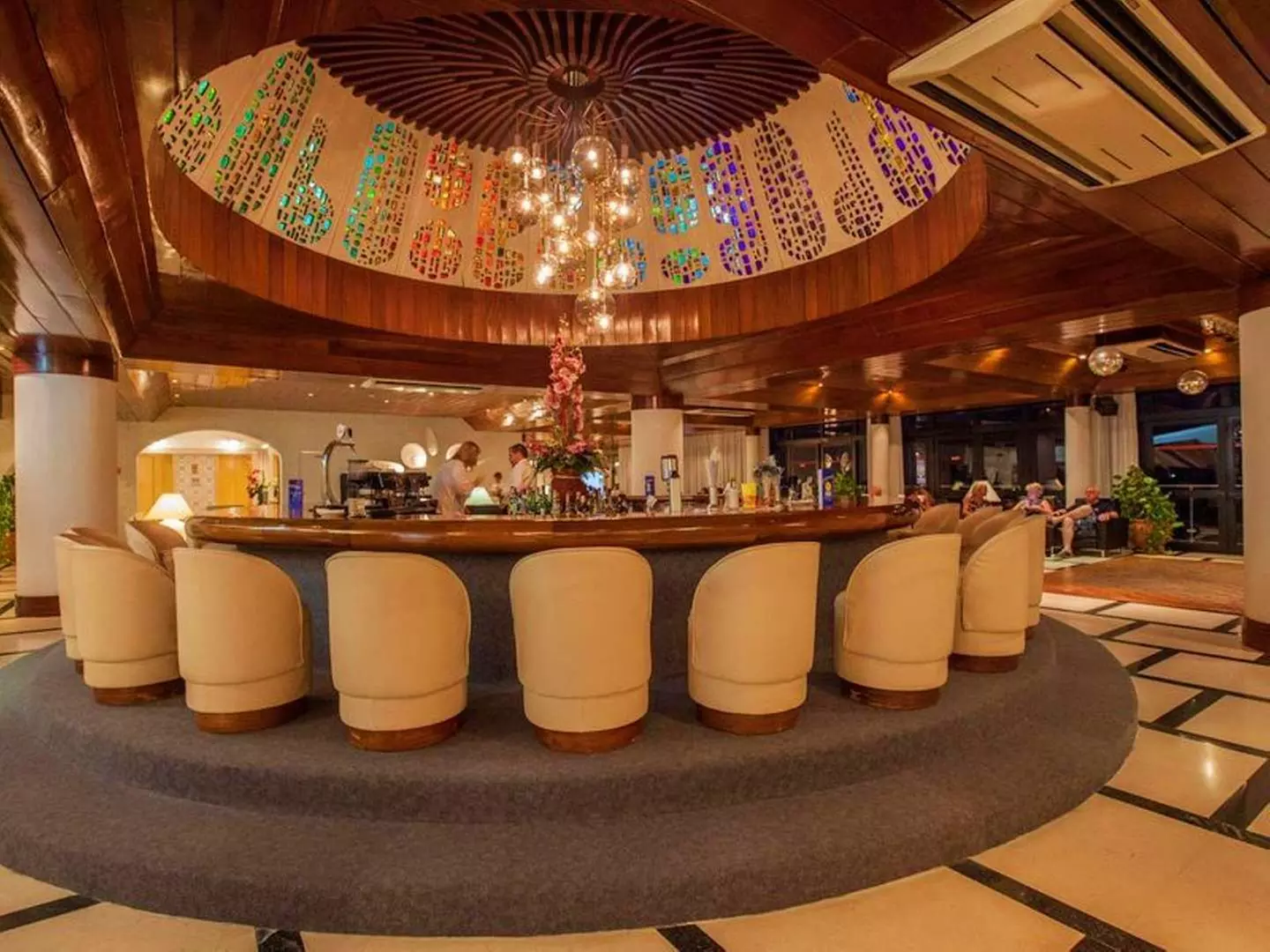 ✈ ALGARVE | Albufeira - Sol e Mar Adults Only 4*, 2 nachten - Aan zee