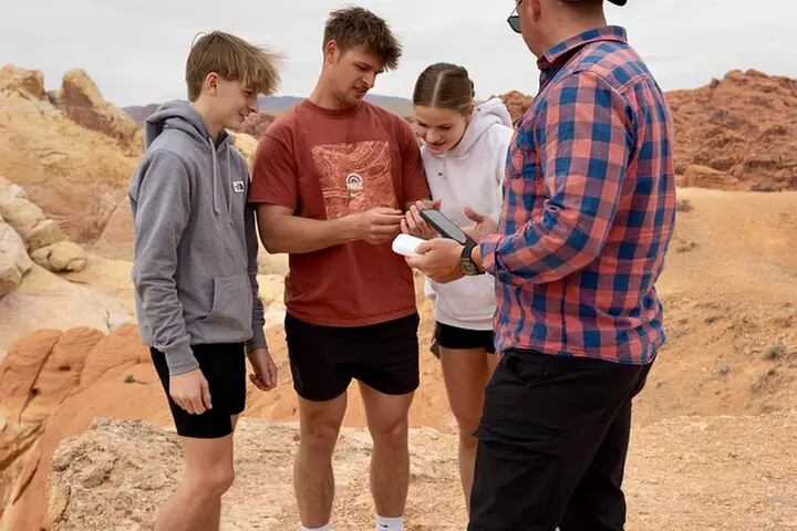 Valley of Fire and Red Rock Canyon Day Tour from Las Vegas