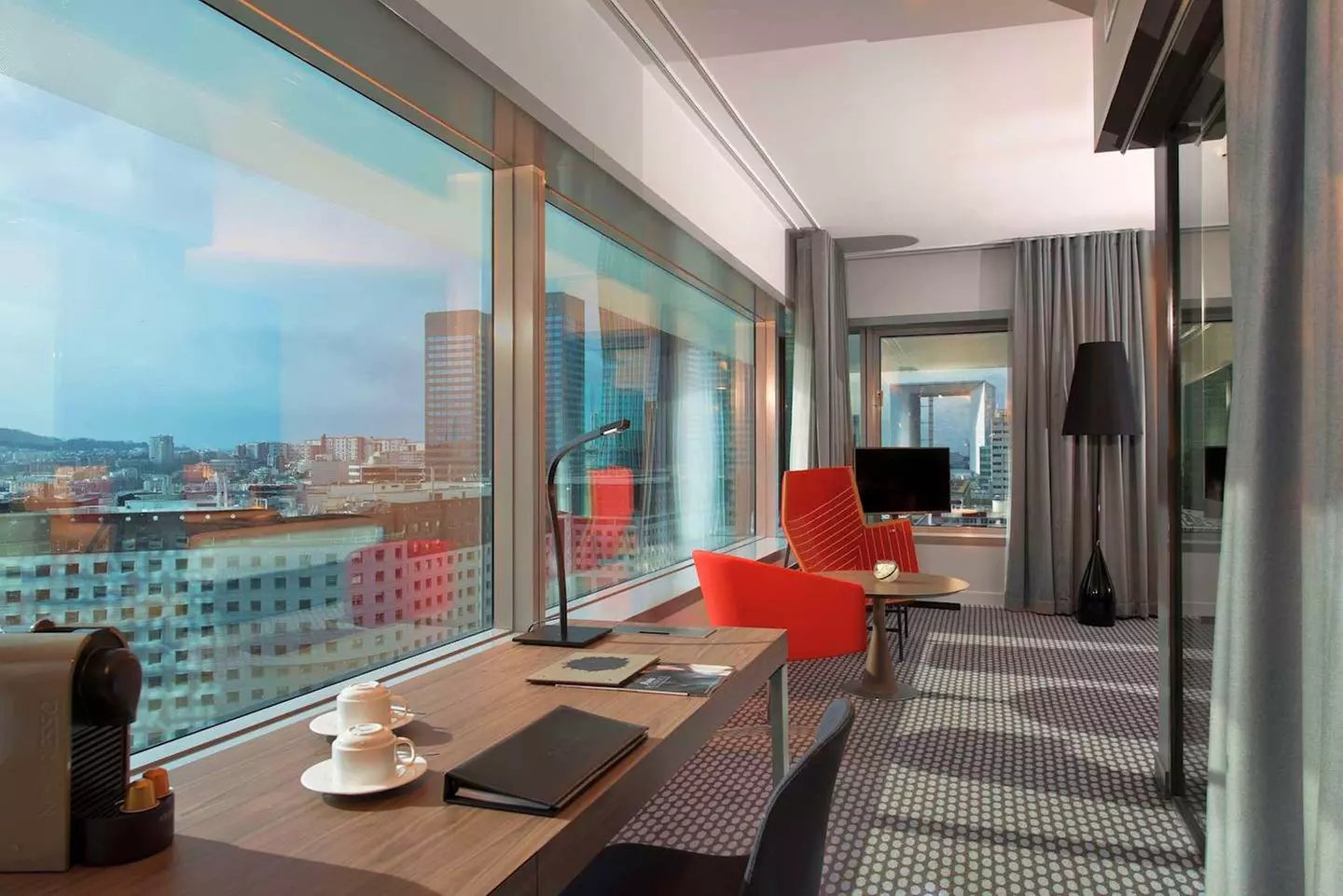 ✈ FRANCJA | Courbevoie - Meliá Paris La Défense 4*, 1 nocy