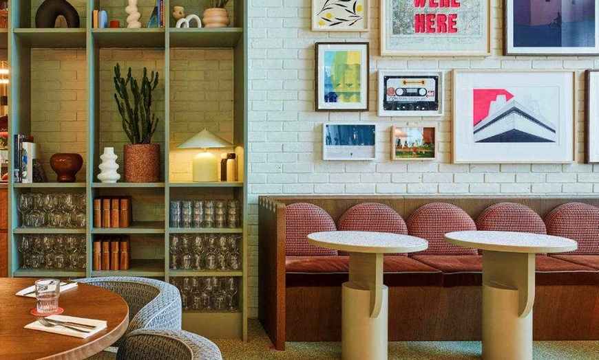 Image 6: ✈ ROYAUME-UNI | Londres - ABBA à Londres : séjour au Tribe Canary W...