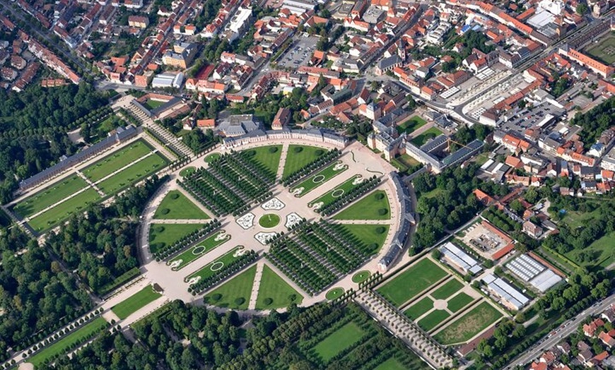 Image 10: Private Tour von Frankfurt nach Speyer Mannheim und Schwetzingen