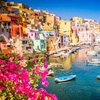 Image 2: ✈ ITALIE | Naples - Visite de l'île de Procida en une journée & hôt...