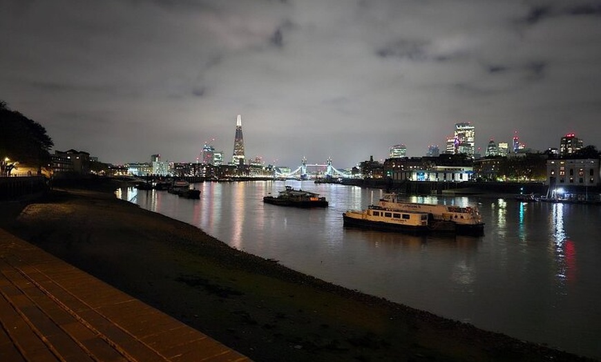 Image 11: Private Riverside London Pub Tour Pilgrims and Pirates