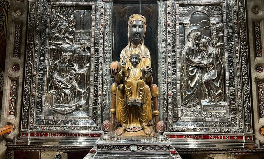 Image 3: Excursión privada al Monasterio de Montserrat con recogida en el hotel