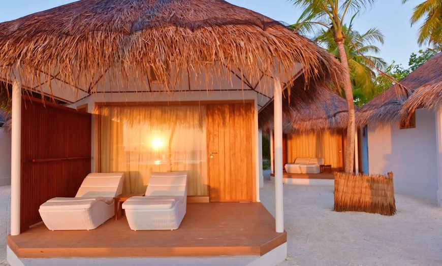 Image 15: ✈ MALDIVE | Nord dell'Atollo di Malé - Thulhagiri Island Resort & S...