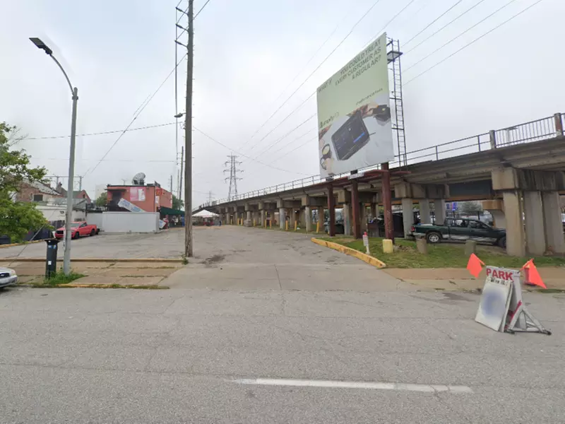 Parking at 730 S. Broadway Lot