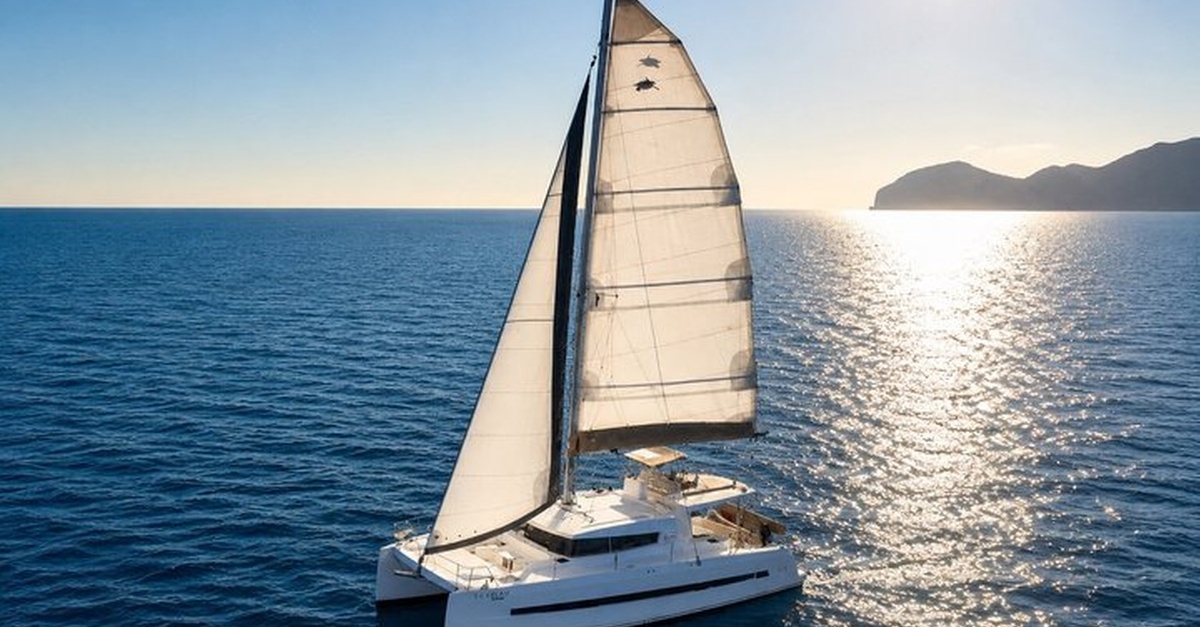 Experiencia privada en catamarán Bali 4.5 por Ibiza y Formentera