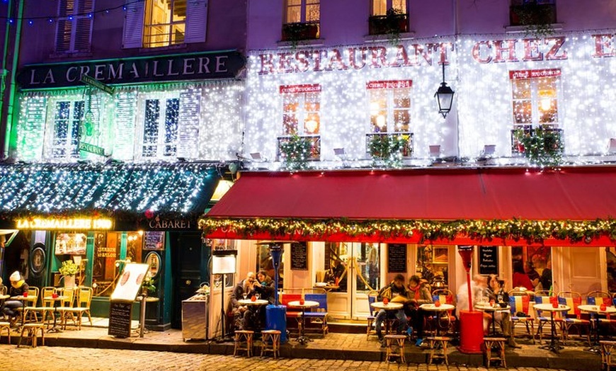 Image 4: Montmartre Poetic Photo Walk de nuit