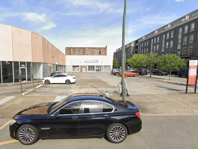Parking at 750 Carondelet St. Lot