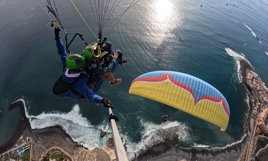 Image 4: Parapente en Costa Adeje, el mejor vuelo biplaza en Tenerife