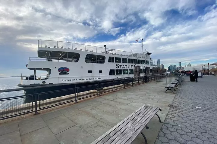 Statue of Liberty and Ellis Island Tour: All Options