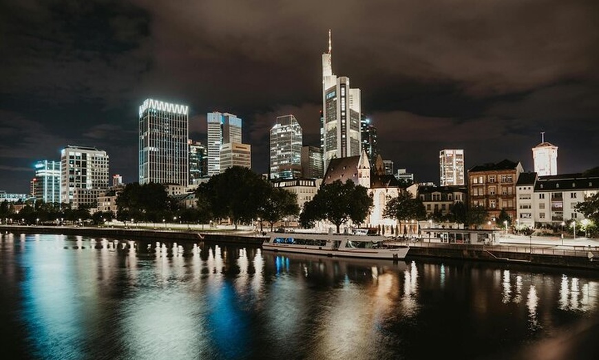 Image 4: Private Tour nach Einbruch der Dunkelheit in Frankfurt