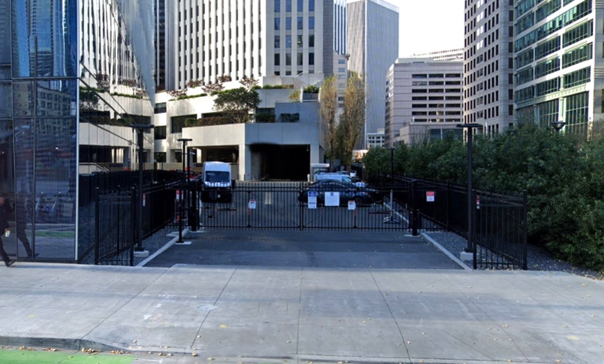 Image 2: Parking at 201 Mission St. Lot - Valet