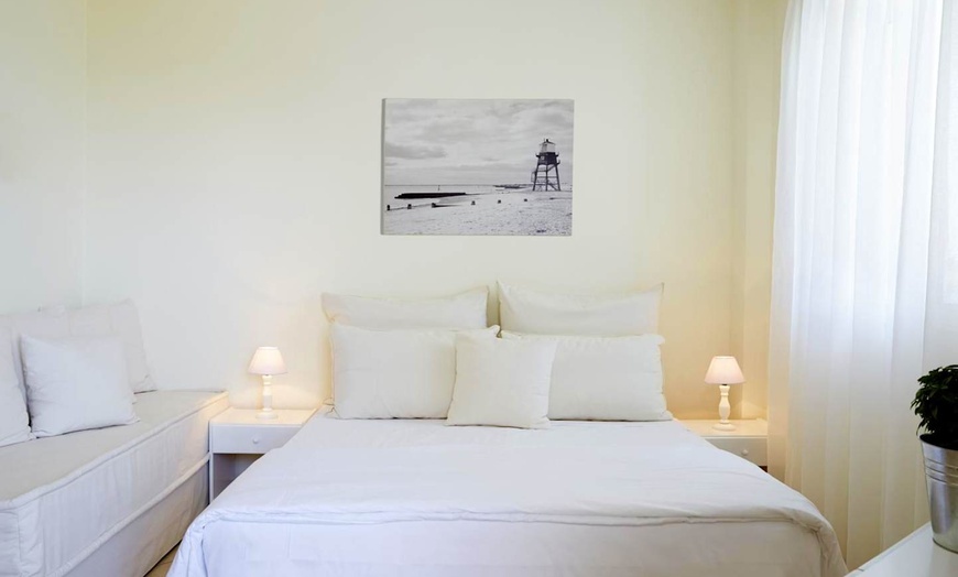 Image 4: ✈ CRÈTE | Rethymnon - Petradi Beach Lounge Hotel 3*, 3 nuit - Pisci...