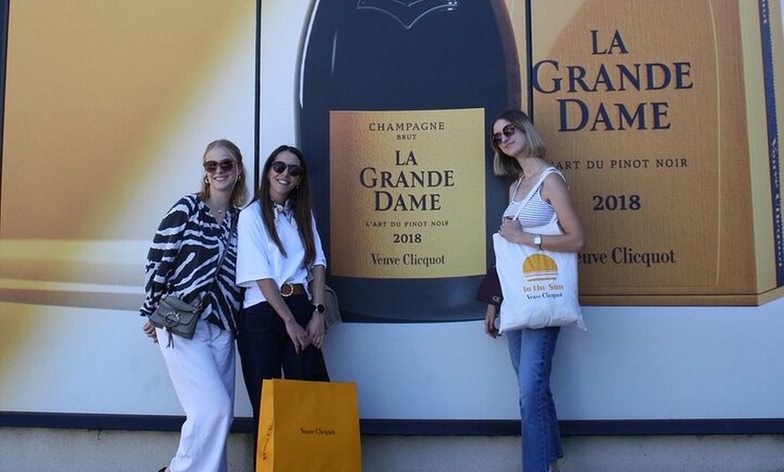 Image 7: Circuit privé : Journée Veuve Clicquot au départ de Reims