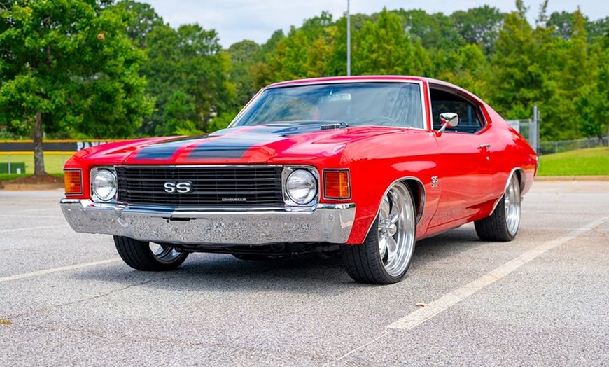 Image 2: Experience Driving the Classic 1972 Chevrolet Chevelle