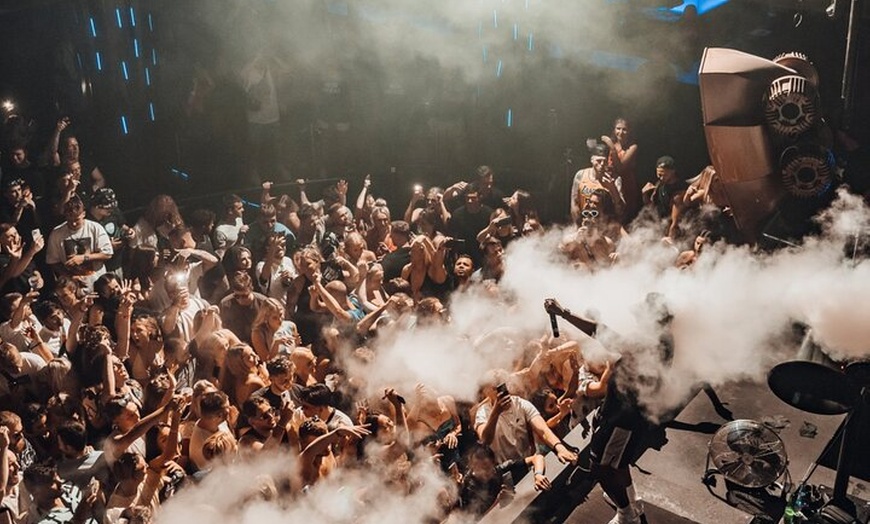 Image 7: Ibiza : 3 x discoteca y piscina Party Pass