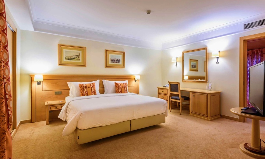 Image 5: ✈ PORTUGAL | Lisbonne - Real Palácio 5* - Premium