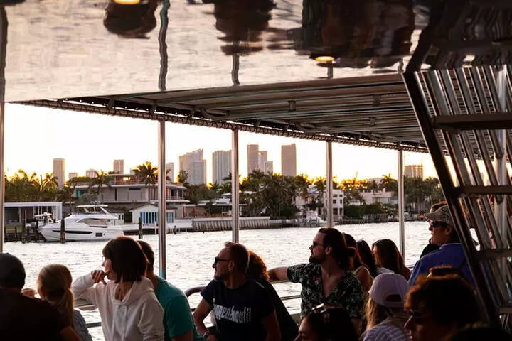 Miami Skyline Sunset Cruise with The Mojito Bar On board