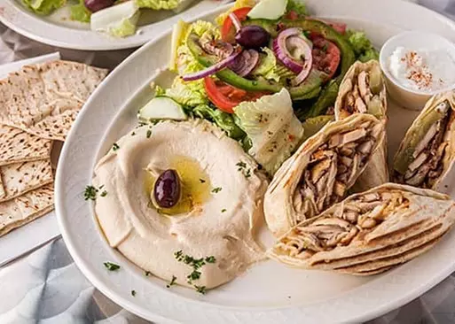 5% Cash Back at Shawarma On The Run - Kenner