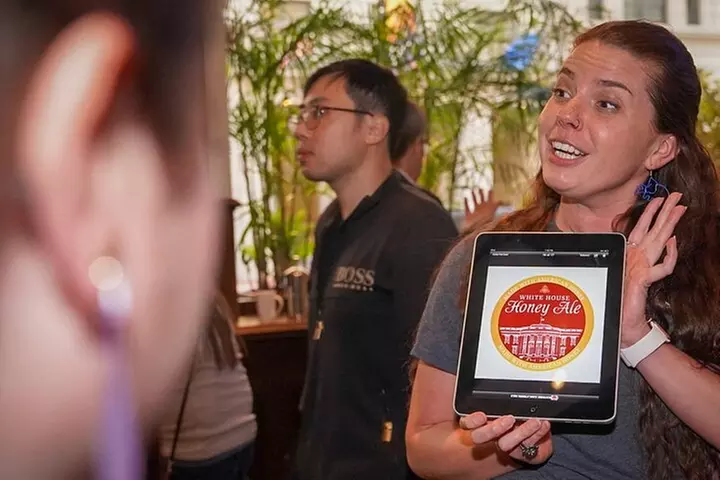 Small-Group History Tour Pub Crawl of Washington, D.C.